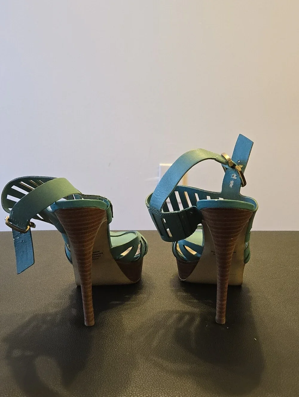 Guess platform sandals